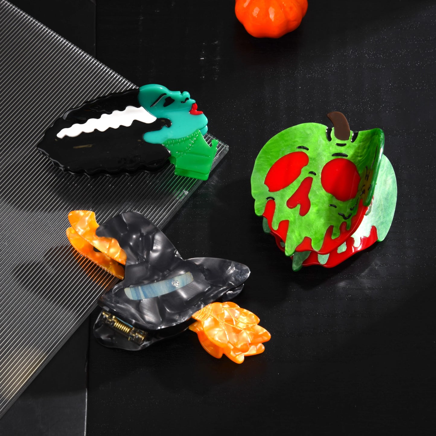 Spooky Halloween claw clips