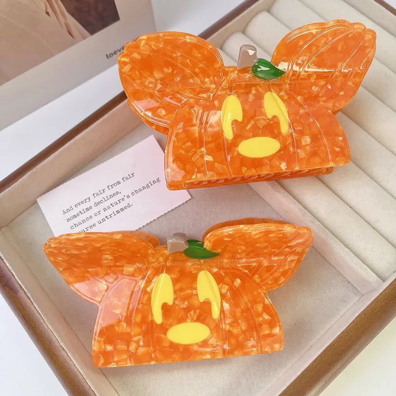Spooky Halloween claw clips