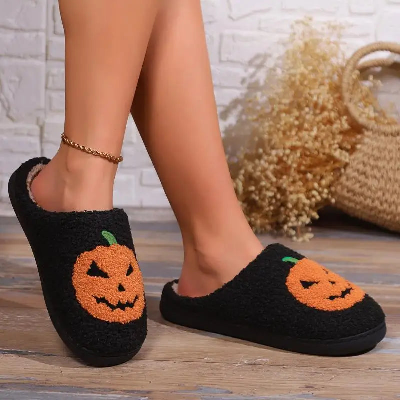 Jack o’ lantern fluffy slippers