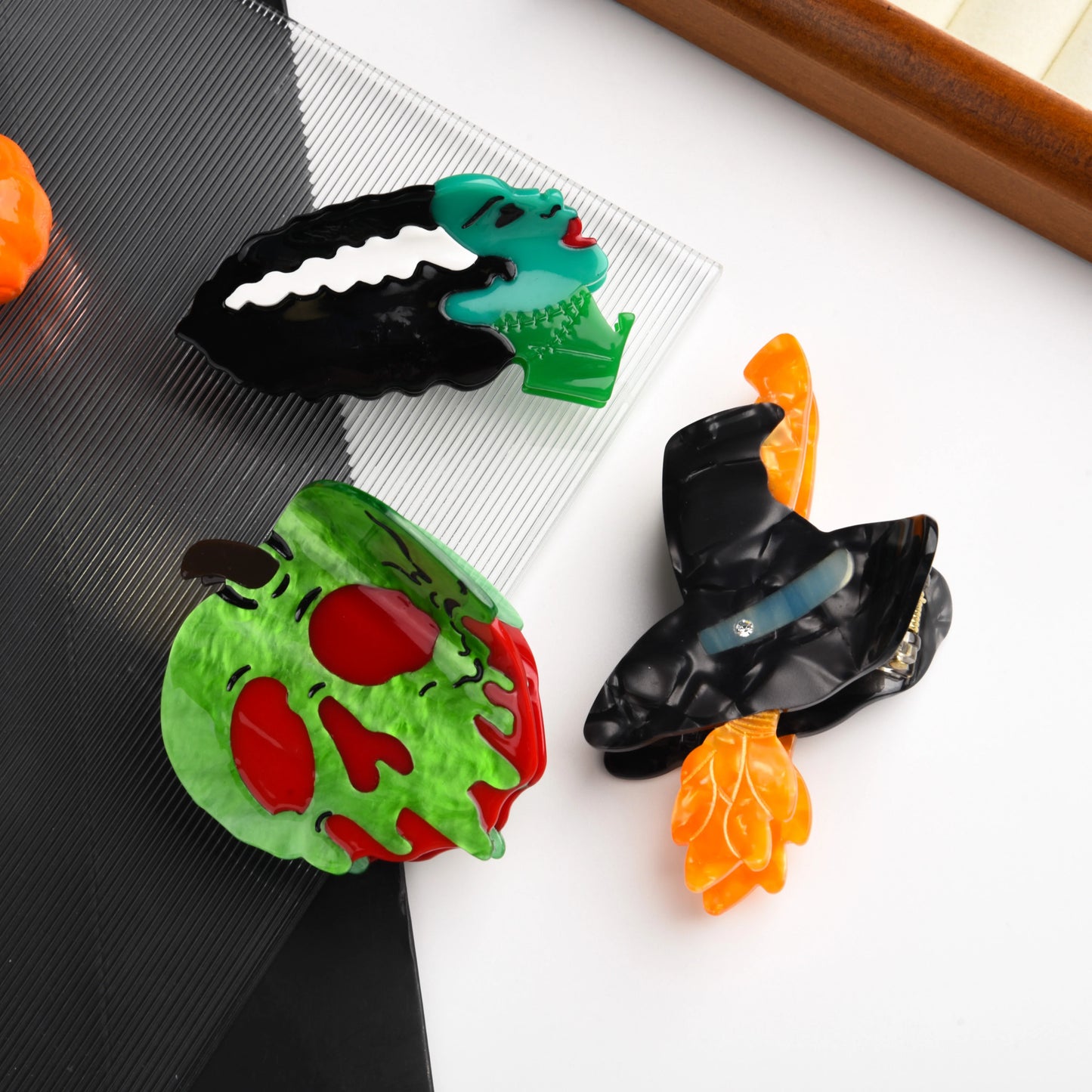 Spooky Halloween claw clips