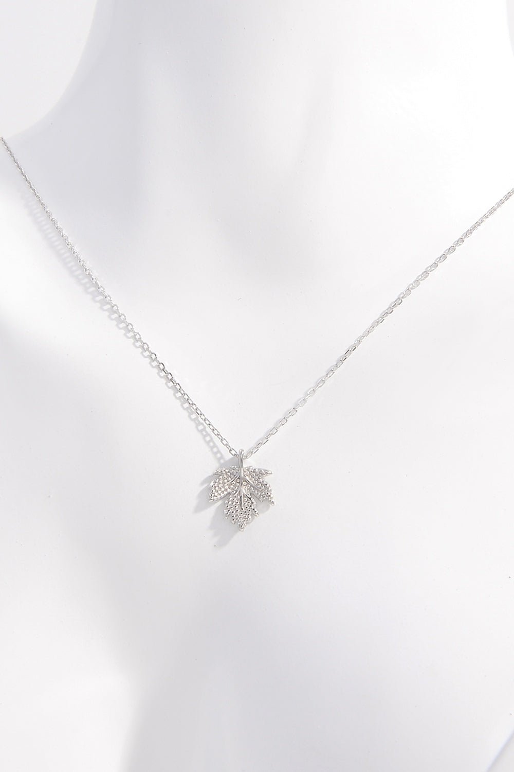 925 Sterling Silver Zircon Maple Leaf Necklace - Blossoms&Moss