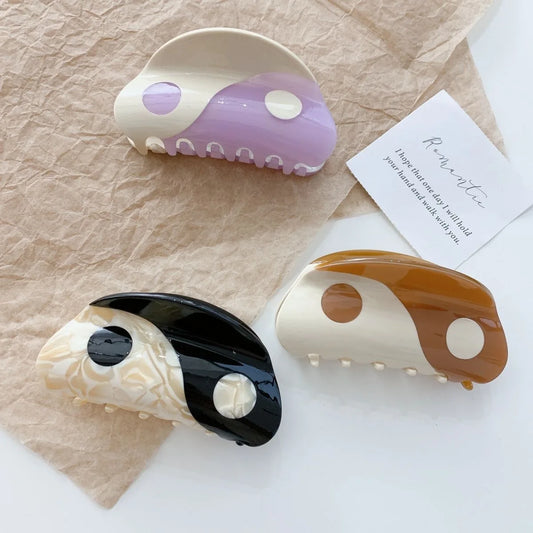 90’s style yin yang claw clippy