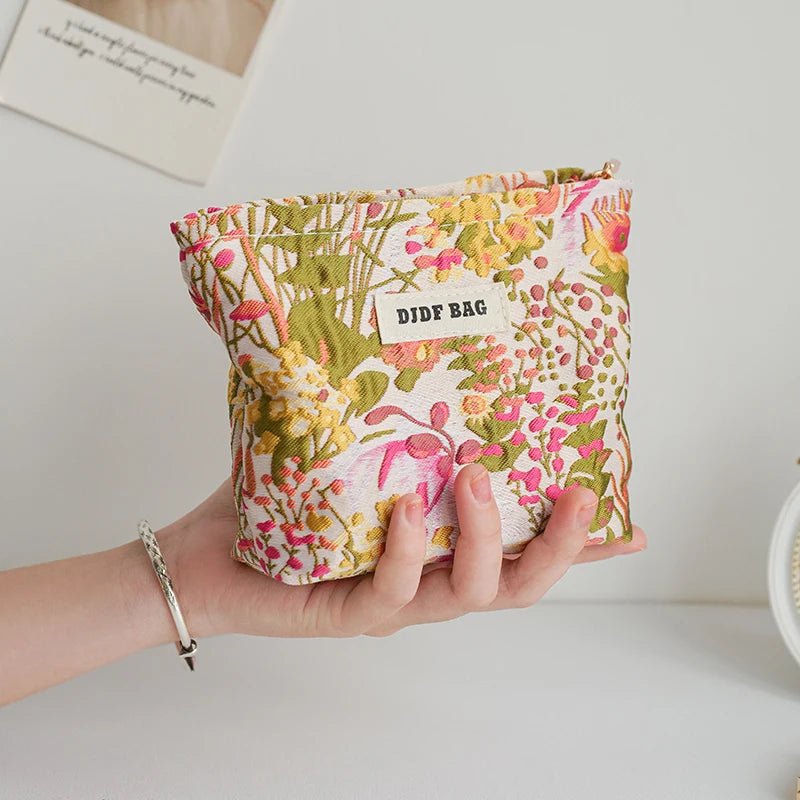 DIDF floral makeup bag - Blossoms&Moss