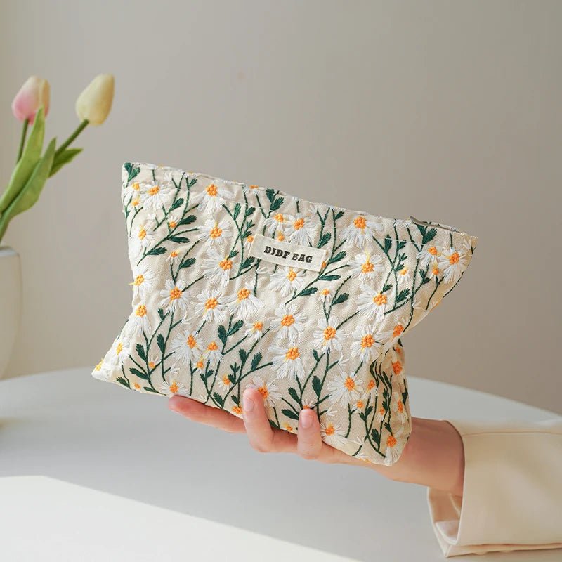 DIDF floral makeup bag - Blossoms&Moss