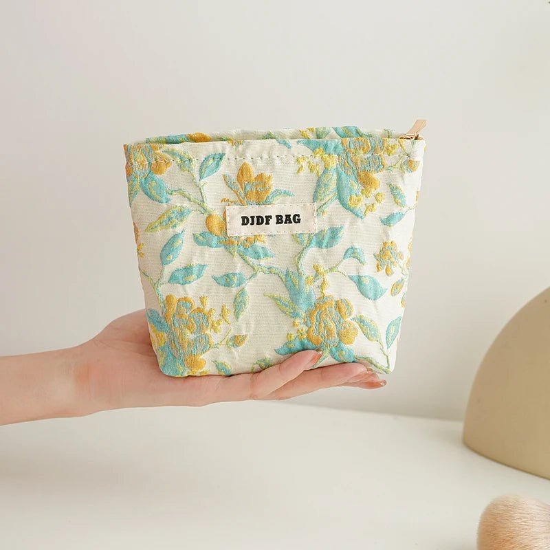 DIDF floral makeup bag - Blossoms&Moss