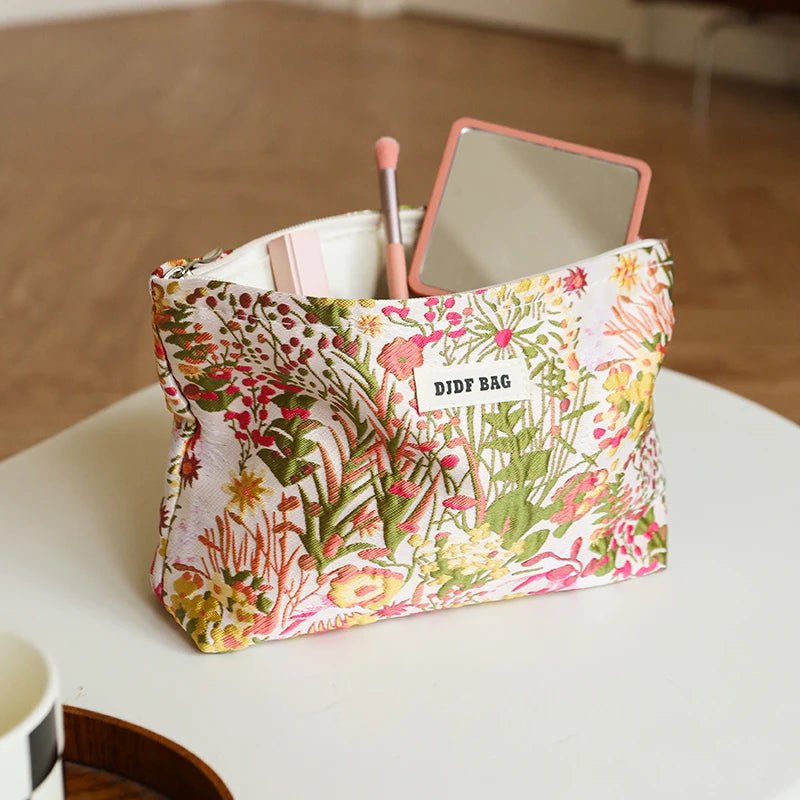 DIDF floral makeup bag - Blossoms&Moss