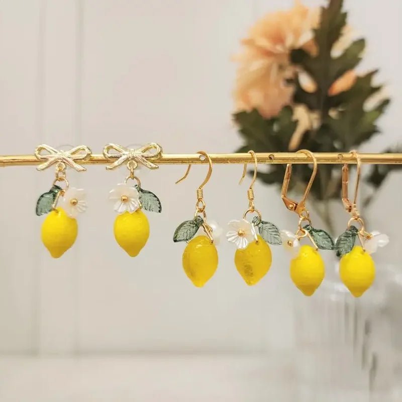 For life & lemons earrings - Blossoms&Moss